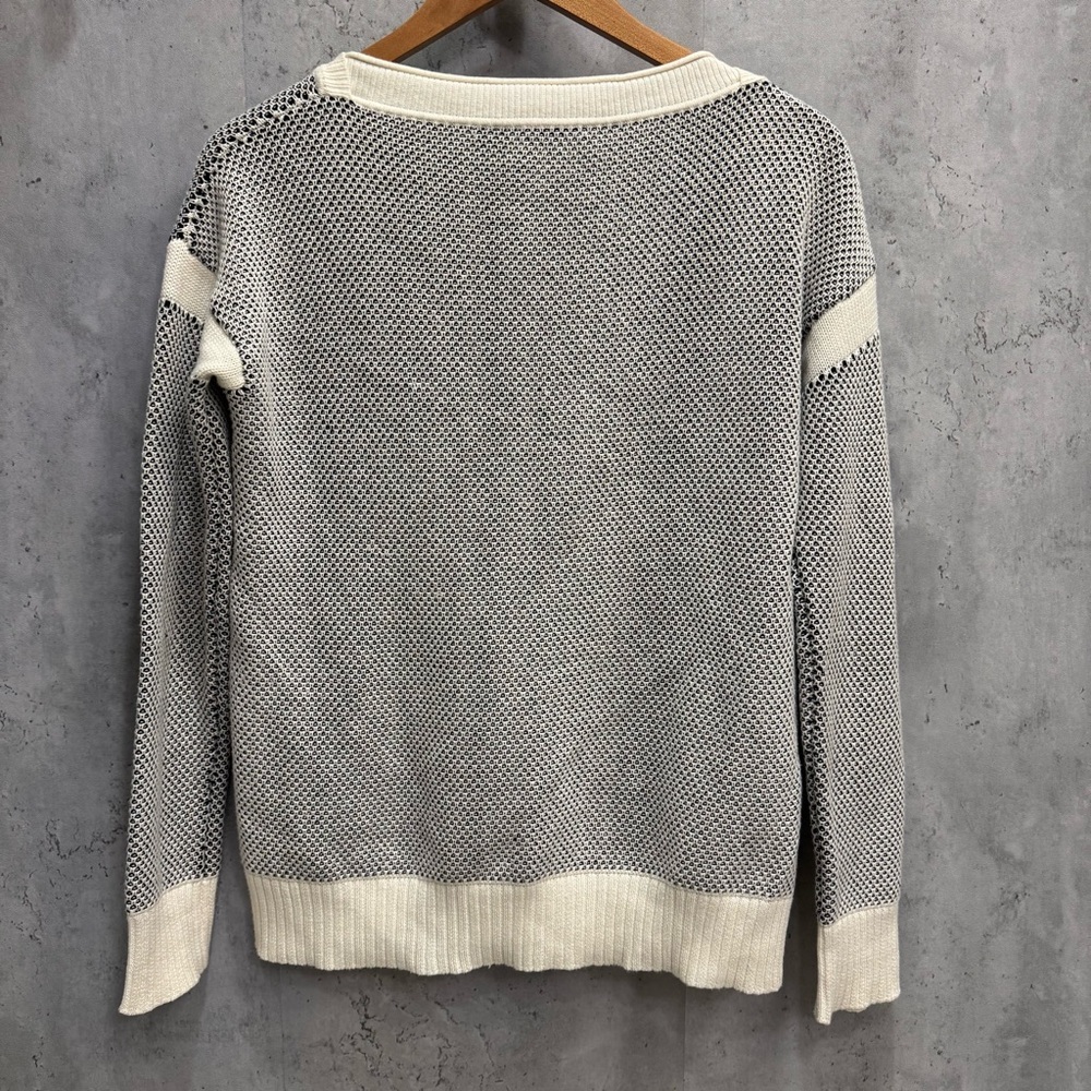 Colorblock Pattern Scoop Neck Sweater - Picture 5 of 5